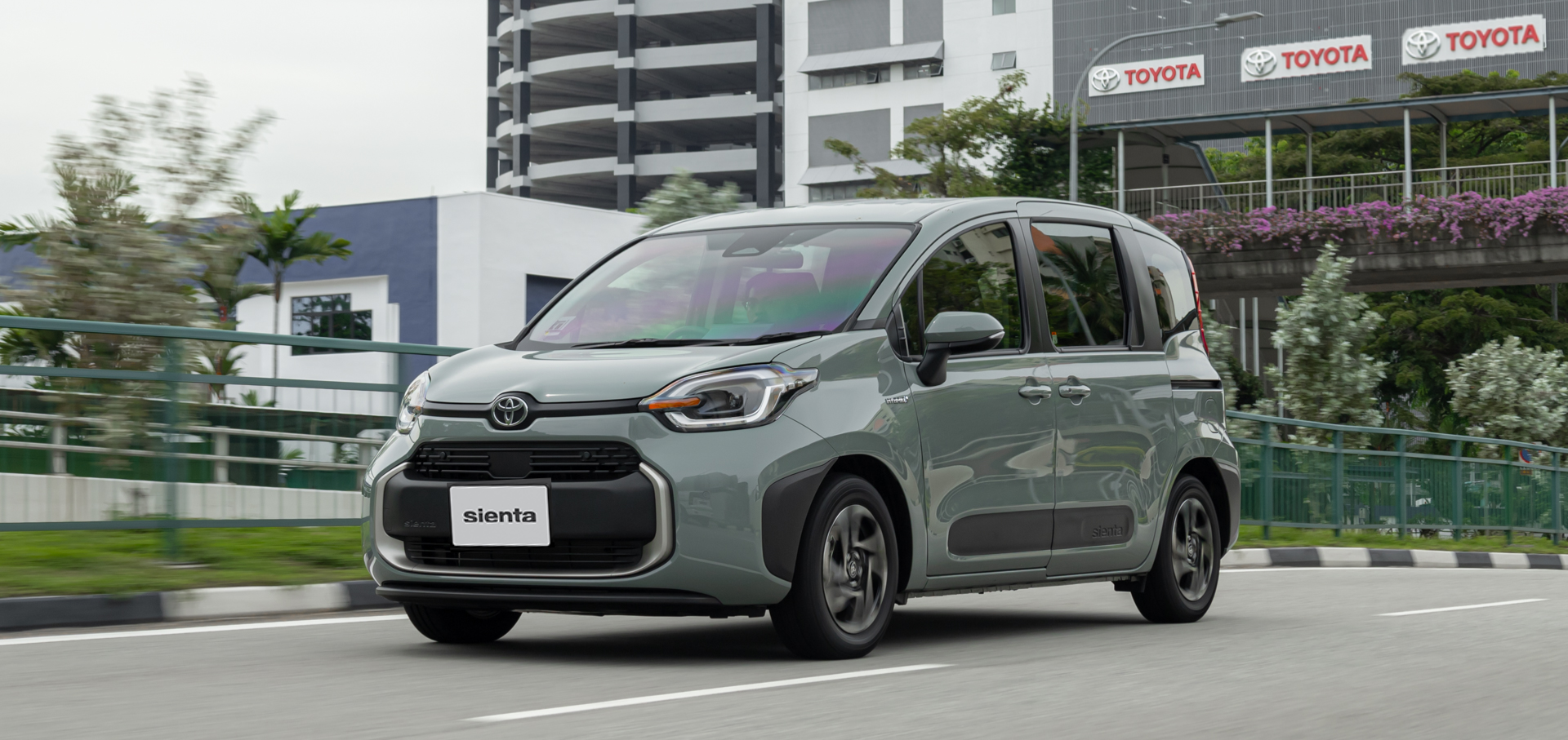 探索卓越家庭用車：為摯愛打造安全、寬敞可靠之選